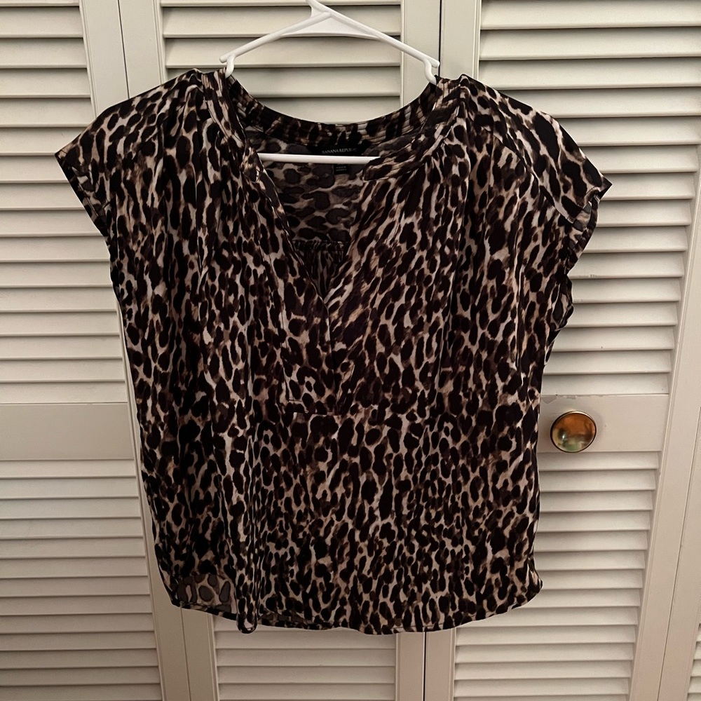 Banana Republic Cheetah Top